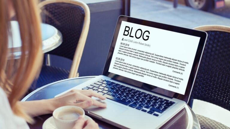 Blogging Tips: Essential Advice for New and Experienced Bloggers Looking to Improve